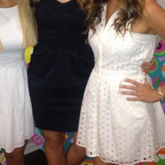 Urban Outfitters White Collared Button Up Dress - Picture 2 of 5